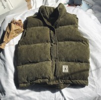 Мужской вельветовый осенне-зимний дутый жилет фото