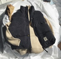 Мужской вельветовый осенне-зимний дутый жилет фото