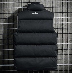 Жилетка на молнии фото