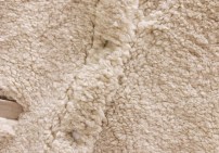 Приталенная женская жилетка из плюша высококачественная фото