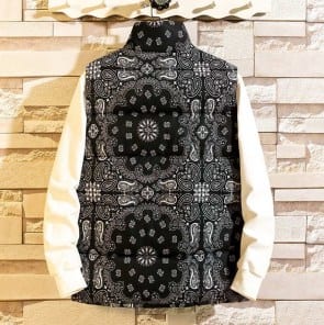 Мужская безрукавка дутая с узорами фото