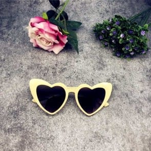Женские очки в форме сердца фото