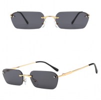 Элегантные ретро очки с квадратными линзами фото