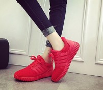 Легкие летние кроссовки с мягкой подошвой фото