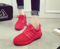 Легкие летние кроссовки с мягкой подошвой фото