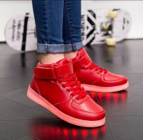 Высокие кроссовки со светящейся LED подошвой фото