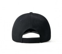 Кепка с буквой A фото