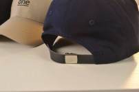 Кепка с надписью one фото