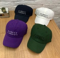 Кепка с надписью Almost Famous фото