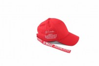 Бейсболка с желтой лентой фото