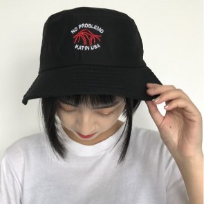 Хлопковая панамка с небольшой пальмой