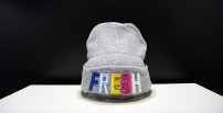 Теплая шапка разноцветной надписью FRESH