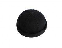 Кепка без козырька с коноплей фото