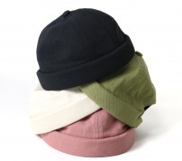 Легкая кепочка без козырька с заваротом фото