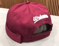 Кепка без козырька с надписью Welcome фото