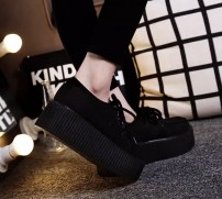 Женские туфли криперы классические замша - на высокой платформе фото