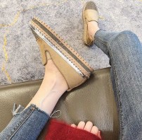 Женские слипоны с блестящим носком фото