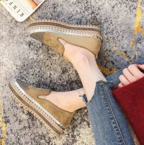 Женские слипоны с блестящим носком фото