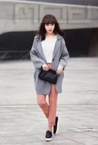 Женские слипоны на низкой белой подошве фото