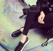 Женские слипоны на низкой белой подошве фото