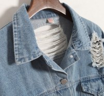 Женская джинсовая рваная куртка Where is my mind фото