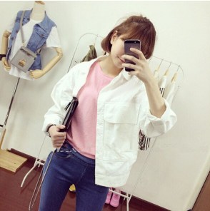 Женская куртка с большими карманами