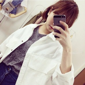 Женская куртка с большими карманами фото