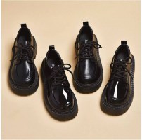 Лоферы женские на платформе черные мат и лак фото