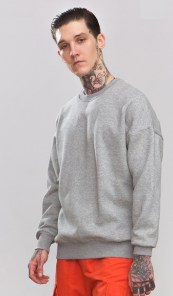 Обычный однотонный свитшот в ярких цветах фото