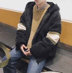 Теплая плюшевая кофта на бархатной подкладке фото