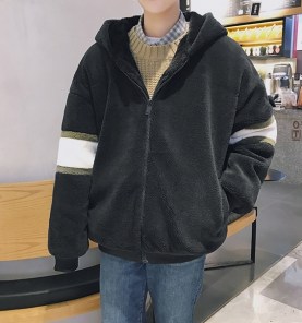 Теплая плюшевая кофта на бархатной подкладке фото