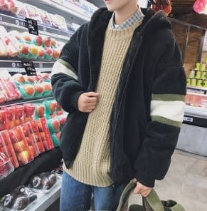 Теплая плюшевая кофта на бархатной подкладке фото