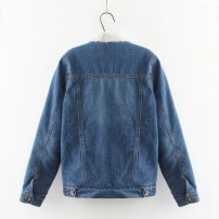 Легкая классическая женская джинсовка с мехом фото