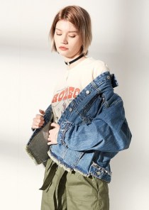 Свободная короткая женская джинсовая куртка