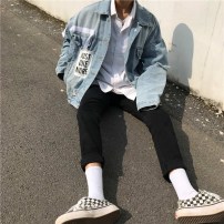 Оверсайз куртка джинсовая с рваными рукавами фото