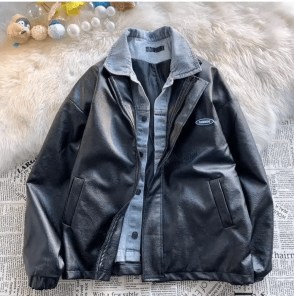 Мужская куртка прямая с эко кожи на молнии оверсайз фото