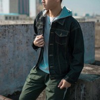 Джинсовка классическая с капюшоном фото