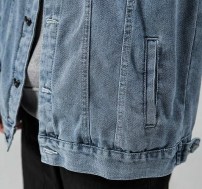 Классическая куртка джинсовая с фото рисунком на спине фото