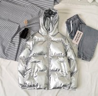 Дутая куртка с блеском 