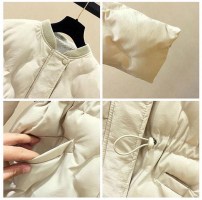 Женская стеганная короткая куртка полу пальто фото