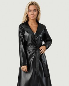 Женское легкое приталенное пальто тренч черное с эко кожи