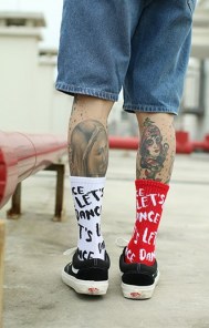Высокие носки с надписью Lets Dance фото