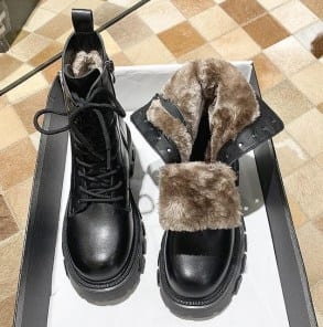 Женские зимние ботинки с мехом внутри фото