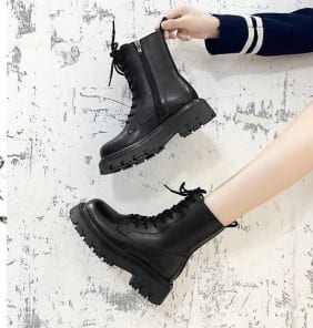 Женские зимние ботинки с мехом внутри фото