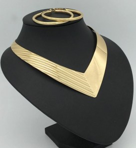 Женский набор ожерелье + серьги