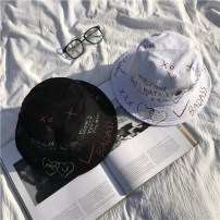 Летняя панама с надписями