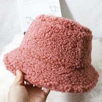 Розовая плюшевая панамка фото