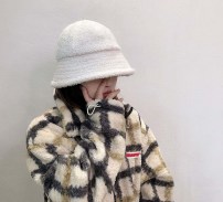 Стильная женская теплая панамка фото