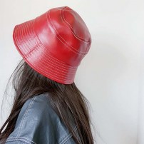 Женская кожаная панамка фото