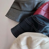 Женская кожаная панамка фото